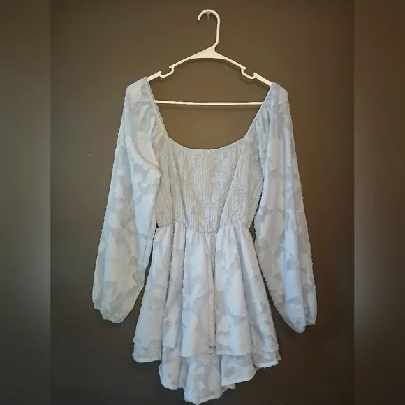 RUE 21 WOMEN'S SIZE LARGE LONG SLEEVE BLUE FLORAL BODY SUIT 💙 - Picture 3 of 3